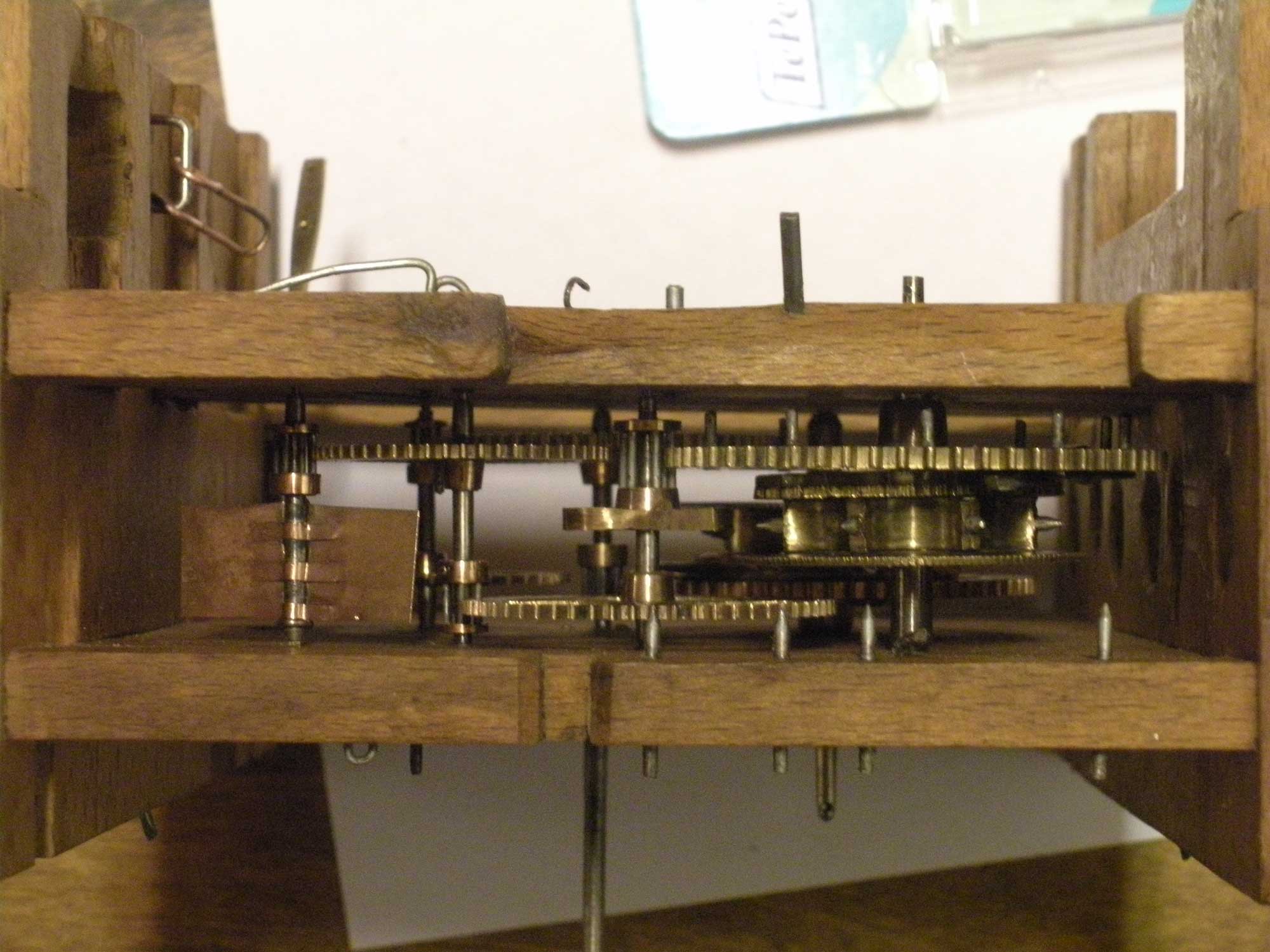 kuckucksuhr_zusammenbau_4.jpg kuckucksuhr_zusammenbau_4.jpg